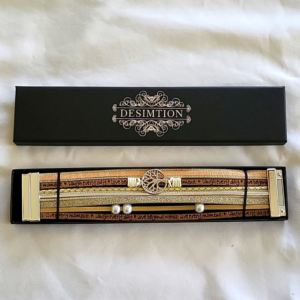 Desimtion "tree of life" leather strap bracelet NWOT